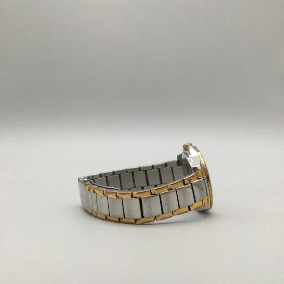 Bulova Womens Watch 33mm Two Tone 98P134 MOP Dial Diamonds New Battery 6.5" - Picture 9 of 14